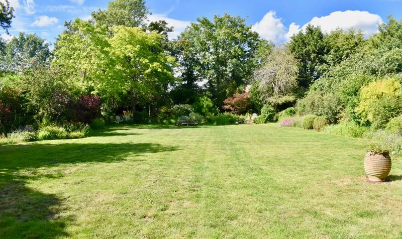 Highfields, Ashtead, KT21, photo 9