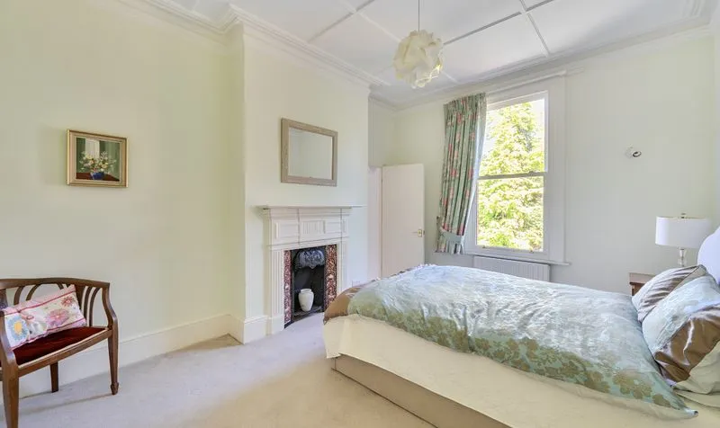 Highfields, Ashtead, KT21, photo 20