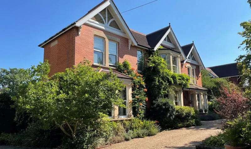 Highfields, Ashtead, KT21, photo 33