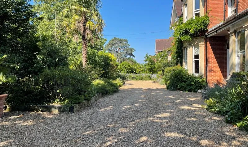 Highfields, Ashtead, KT21, photo 32