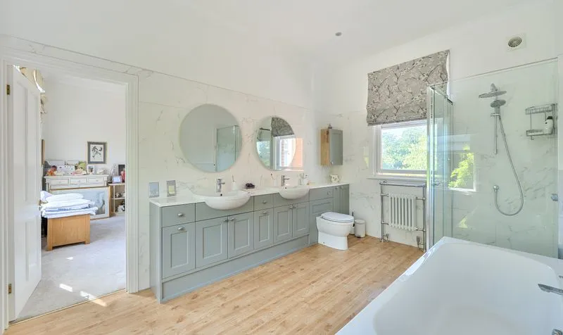 Highfields, Ashtead, KT21, photo 14