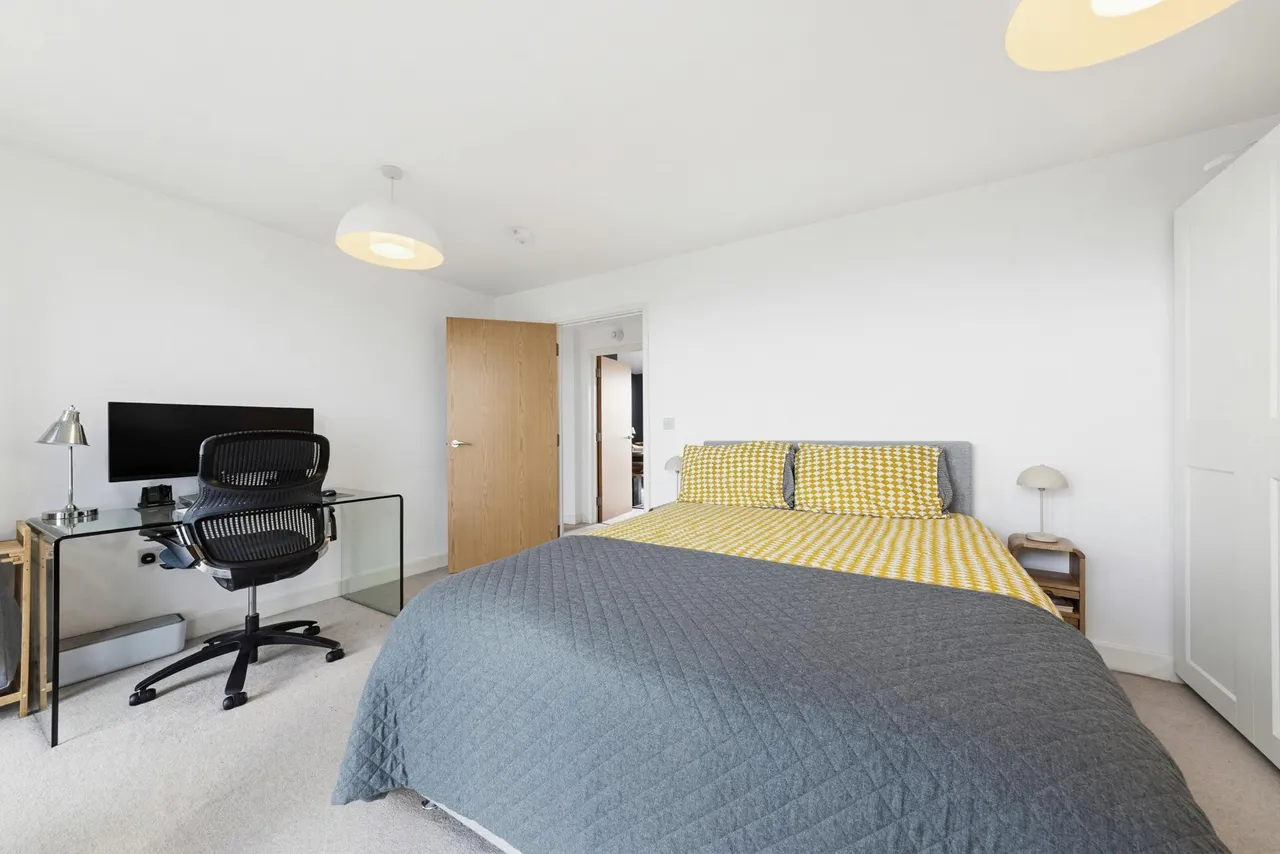 Bramwell Way, E16, photo 13