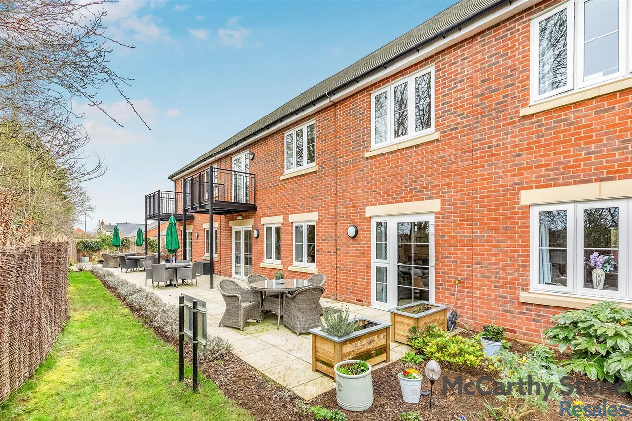 1 bed flat for sale, Teedon Lane, Olney, MK46
