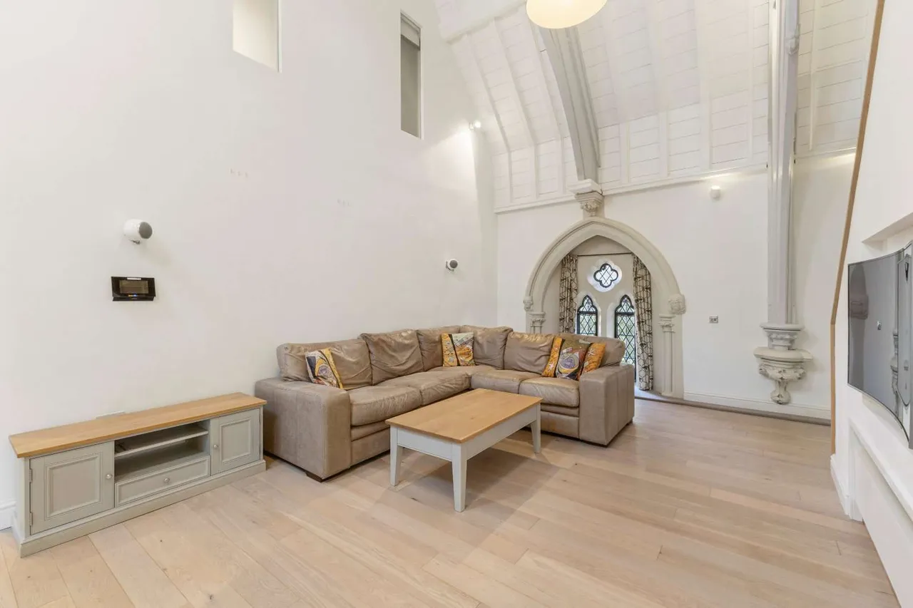 St. Thomas, 20 Southgate Street, Winchester, Hampshire, SO23 9EF, photo 5