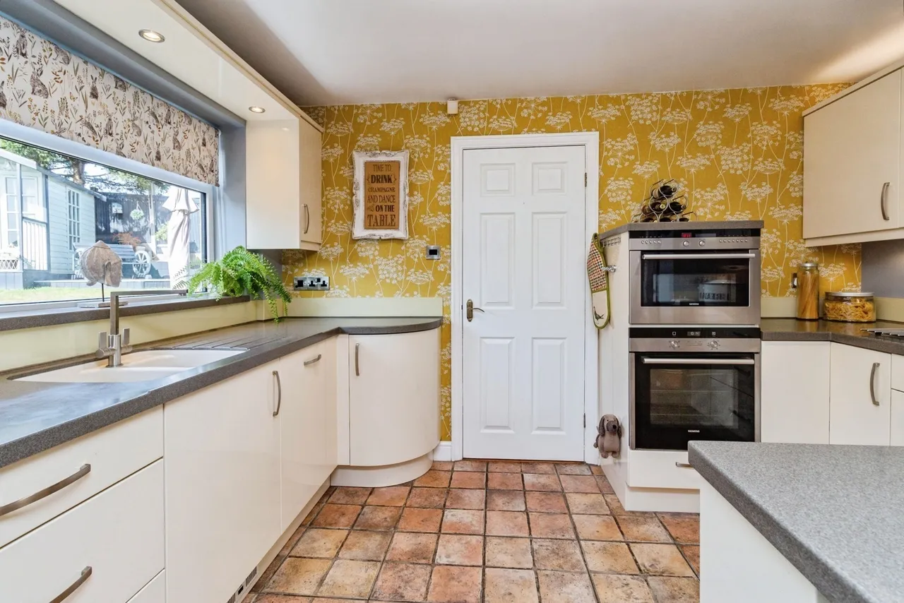 Park Road, NEWCASTLE, Staffordshire, ST5, photo 4