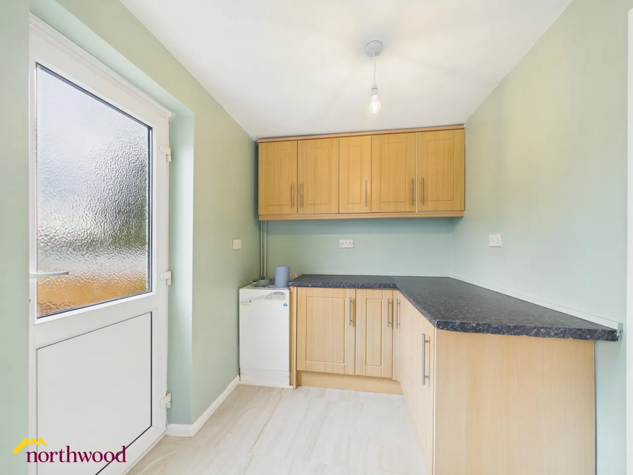Blenheim Rise, Kings Sutton, OX17, photo 5