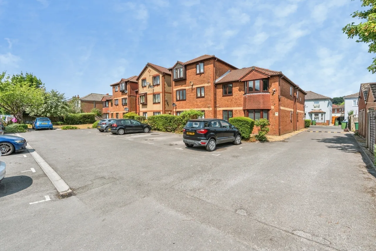 Whitworth Road, Southampton, SO18, photo 11