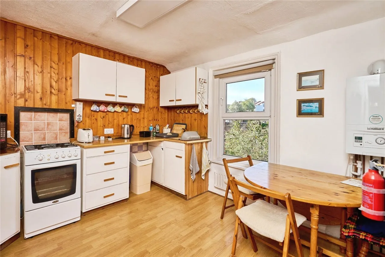 Granville Road, Cowes, PO31, photo 5