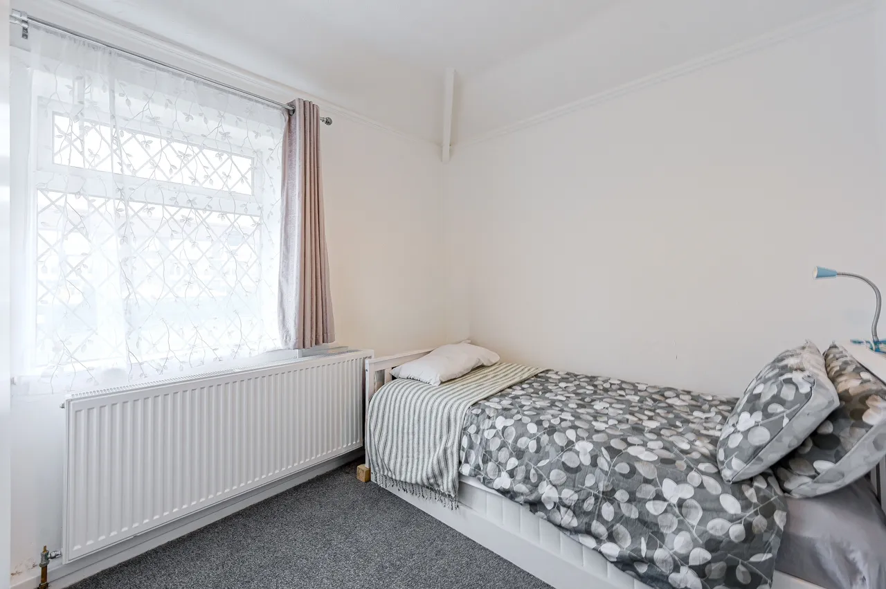 33 Winchcomb Gardens, London, photo 6