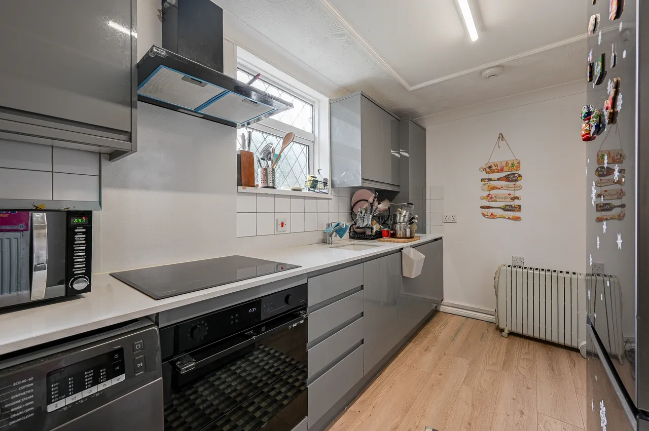 33 Winchcomb Gardens, London, photo 3