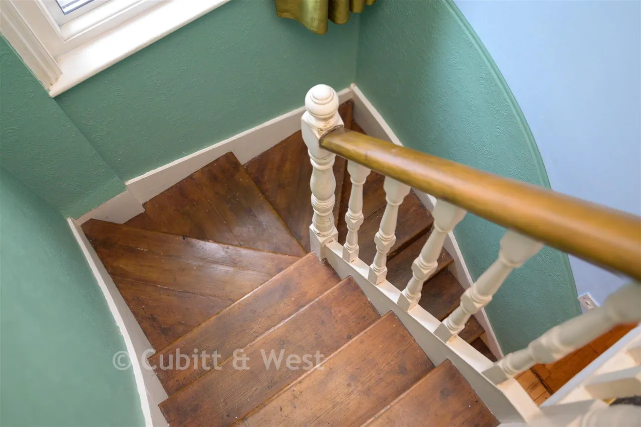 Beechwood Gardens, Caterham, CR3, photo 12