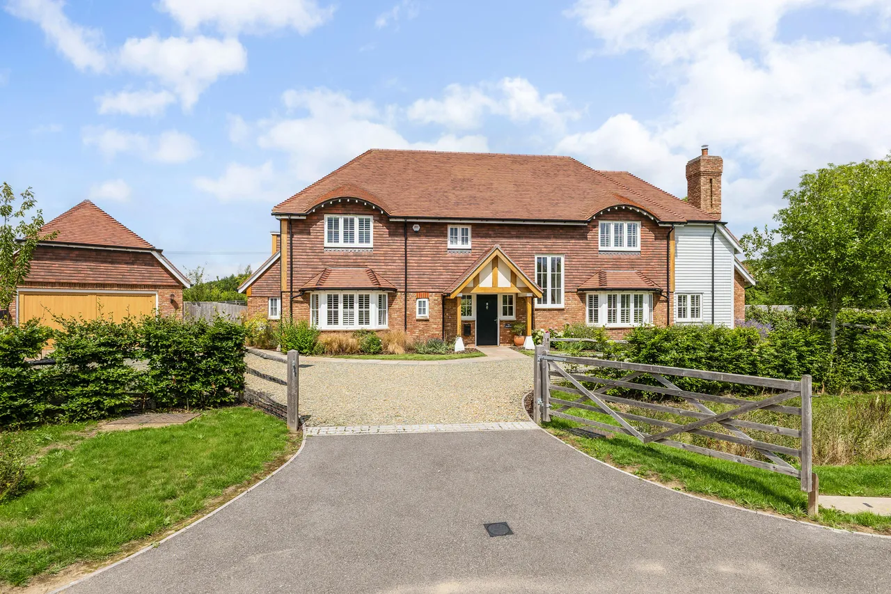 5 bed house for sale — Tibbs Court Lane, Brenchley, TN12