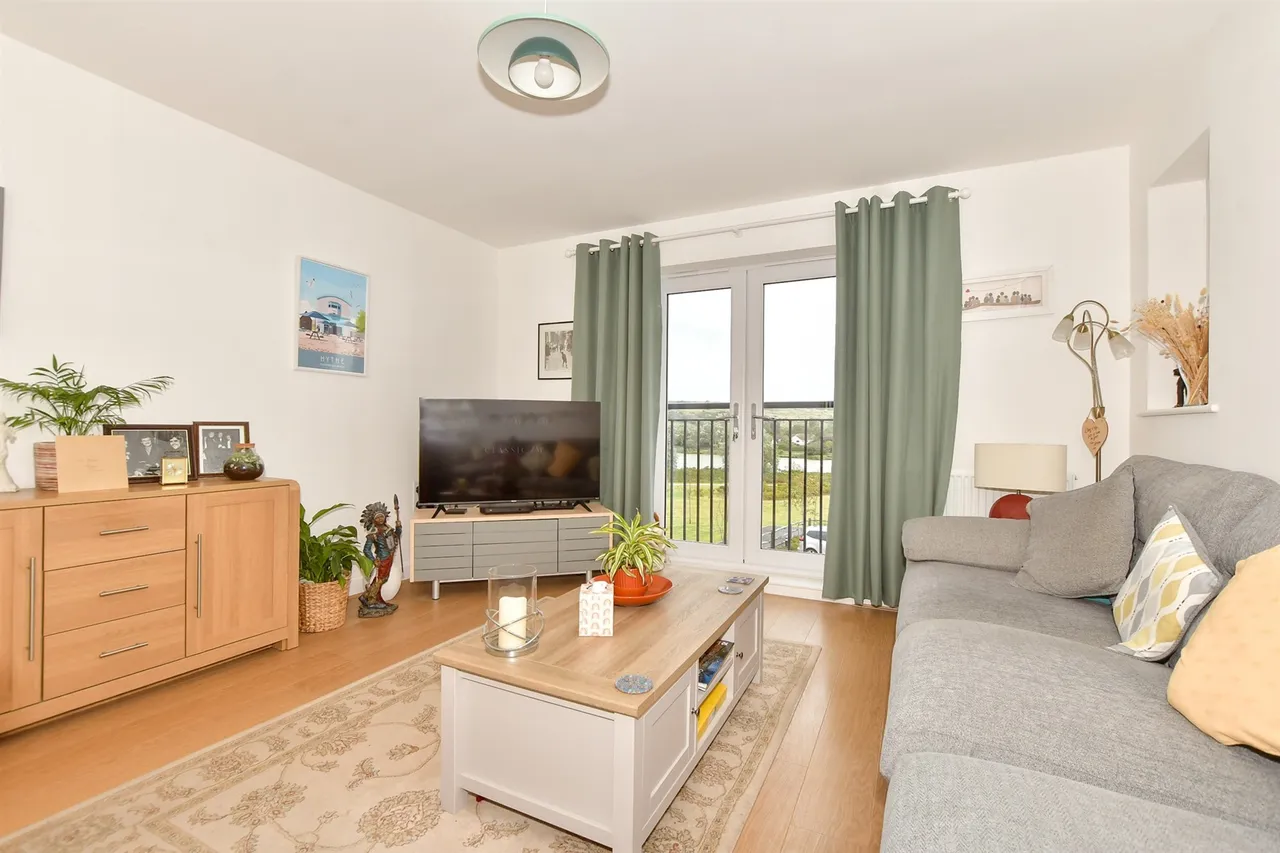 Maycock Place, Hythe, CT21, photo 8