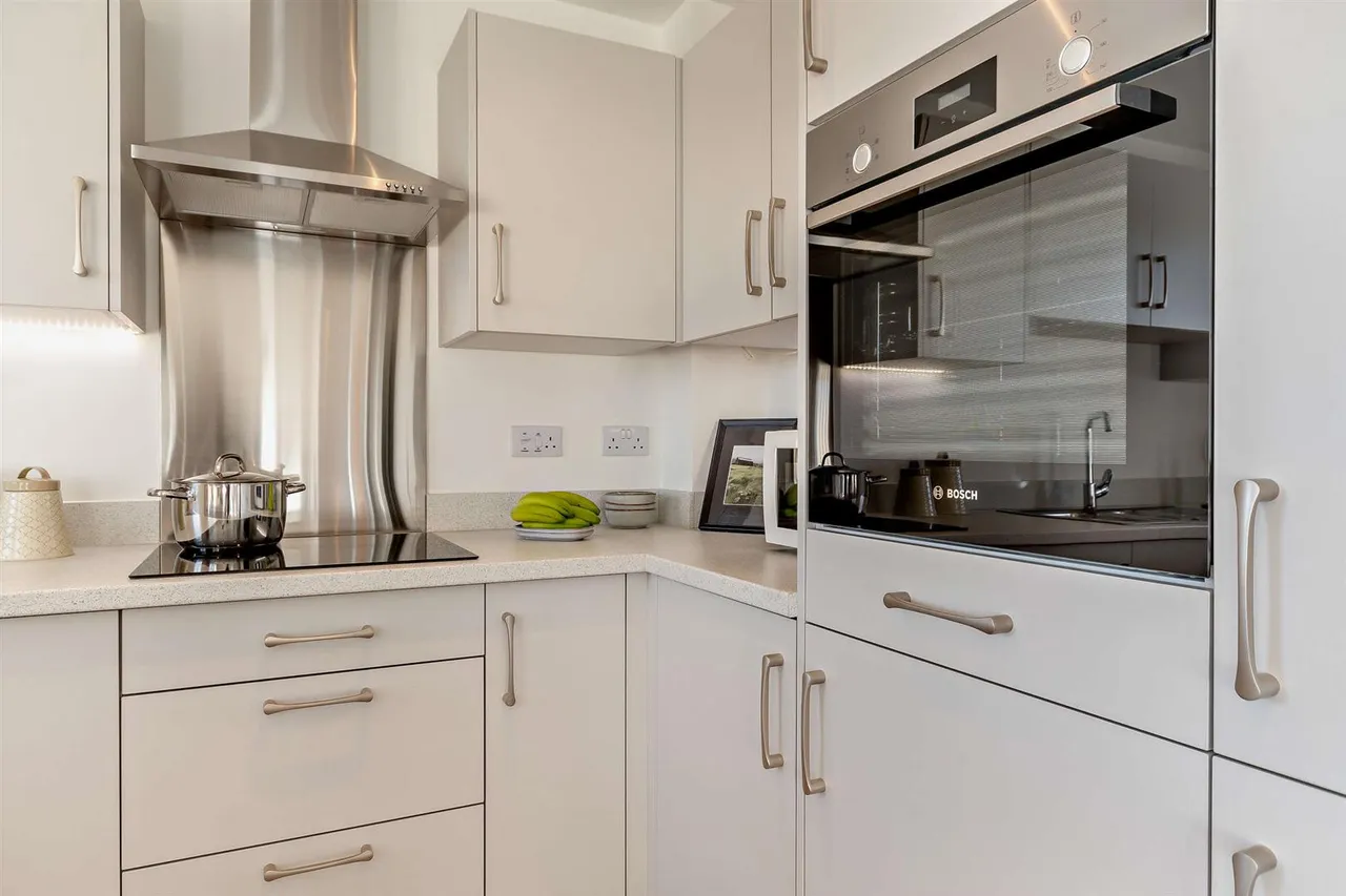 Zephyr Place, Devizes, SN10, photo 11