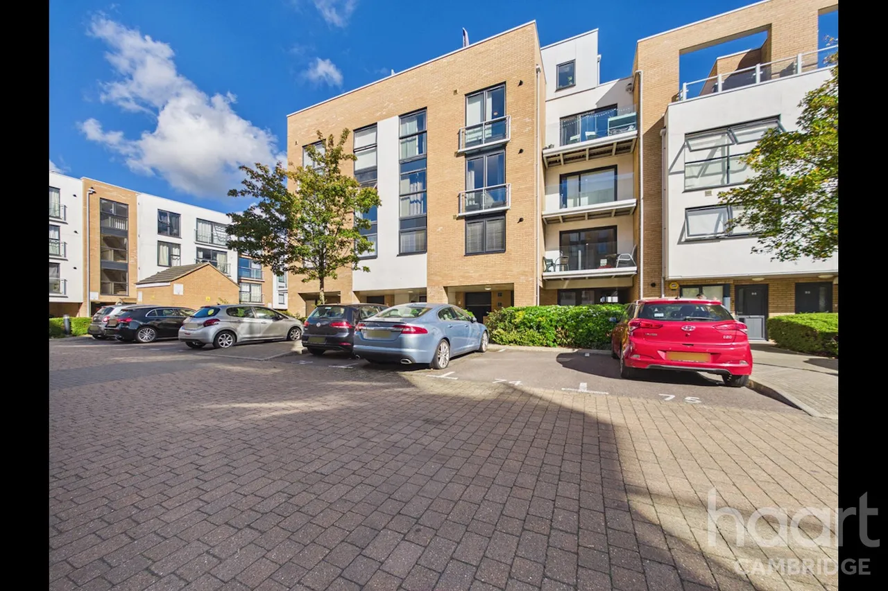 2 bed flat for sale, Cromwell Road, Cambridge, CB1