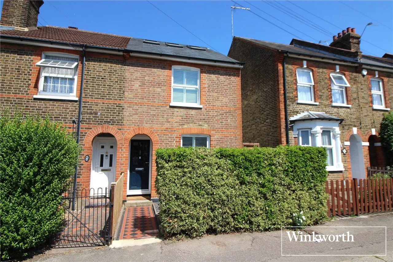 3 bed house for sale — Drayton Road, Borehamwood, Hertfordshire, WD6