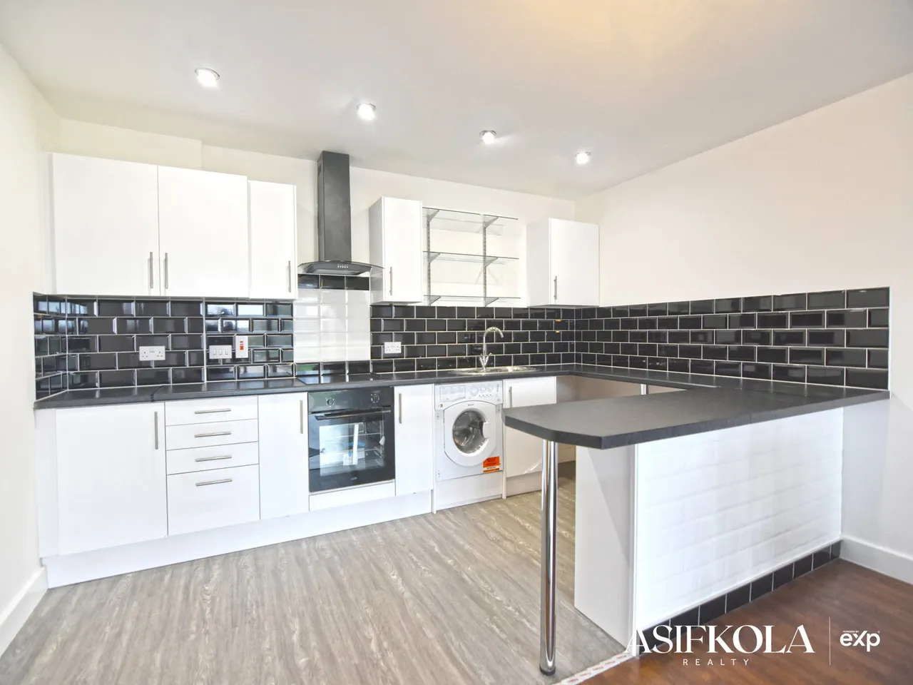 Asif Kola has sold Pioneer, 42 Ryland Street, Birmingham City Centre, B16 8BZ, photo 2