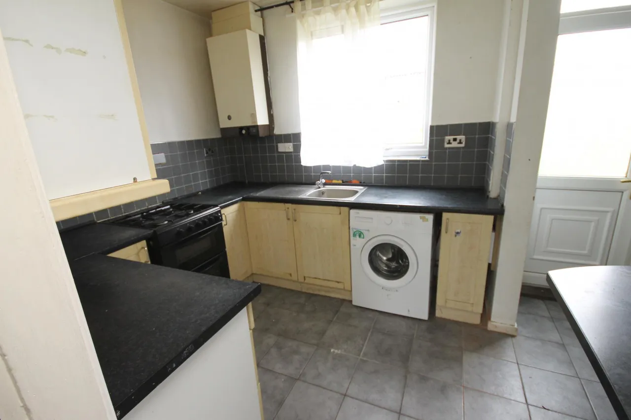 Southey Crescent, Southey Green, S5, photo 4