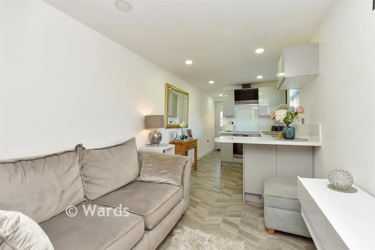 Mills Close, Minster On Sea, ME12, photo 8