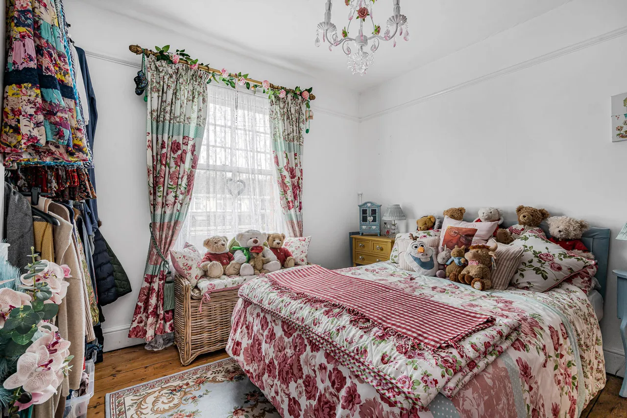 Ecton Road, Addlestone, KT15, photo 12