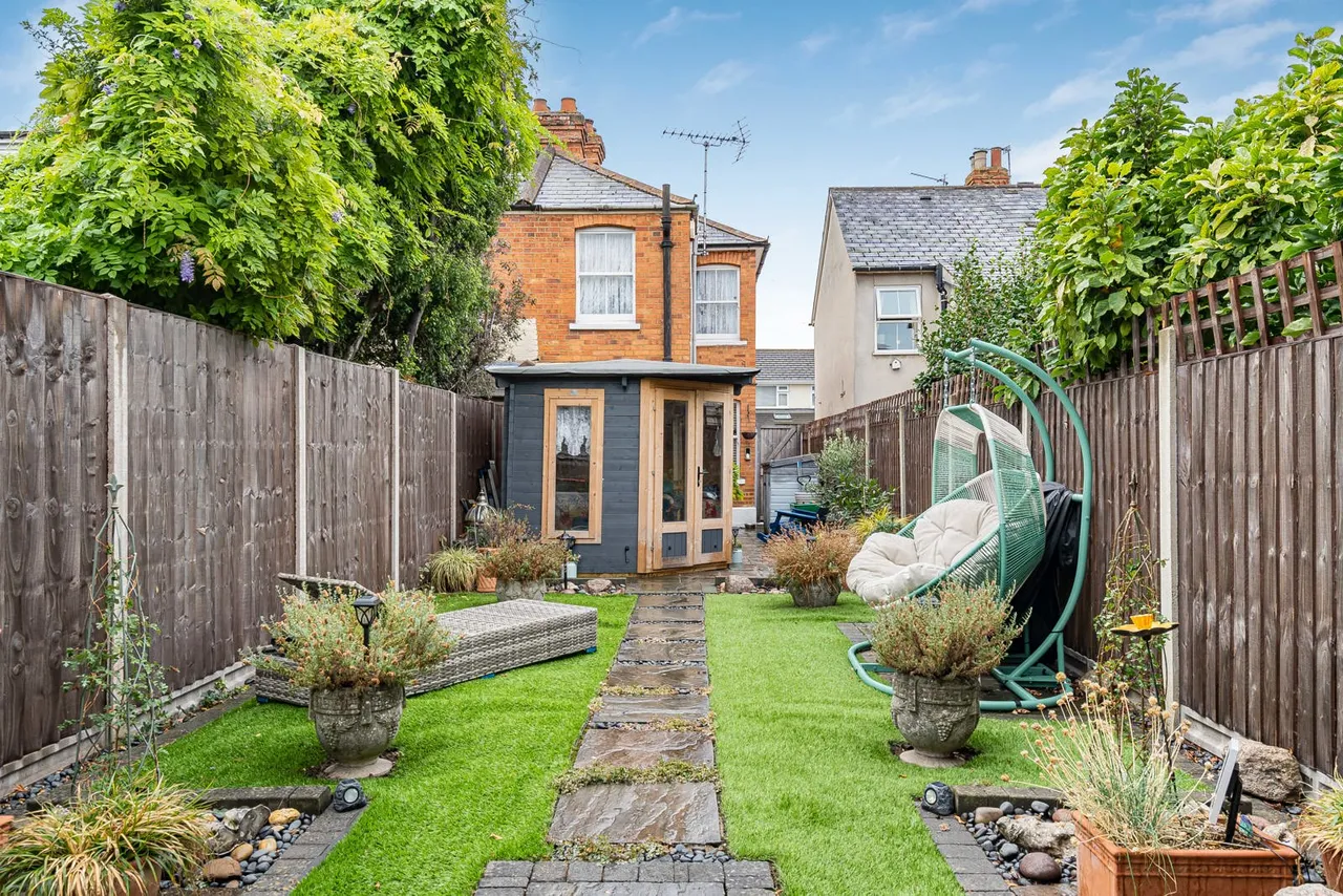 Ecton Road, Addlestone, KT15, photo 7