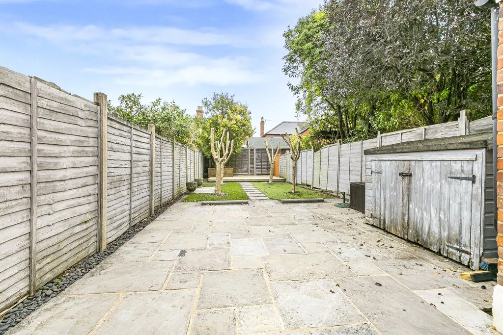 Ecton Road, Addlestone, KT15, photo 23