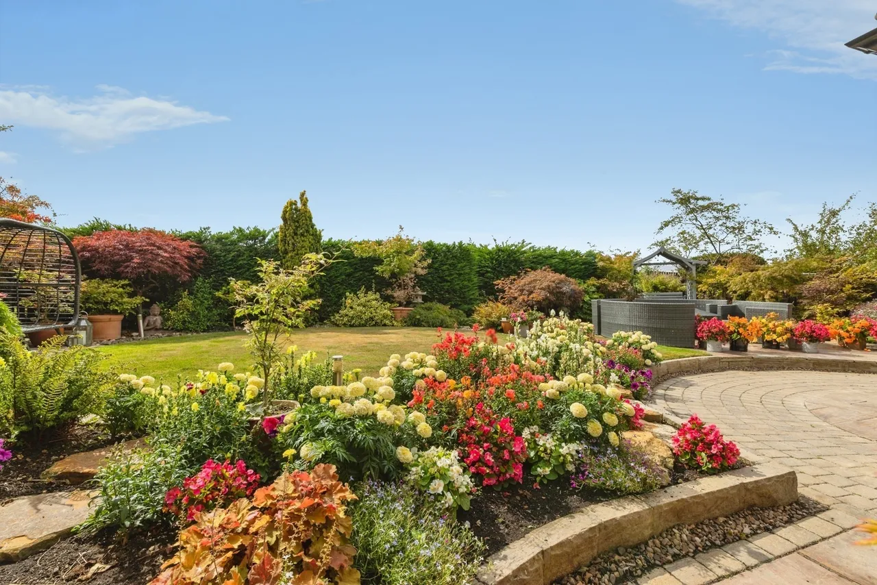 Caldey Gardens, Ingleby Barwick, Stockton-on-Tees, TS17, photo 3