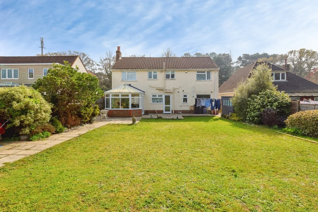 Queens Park Avenue, Bournemouth, BH8, photo 2