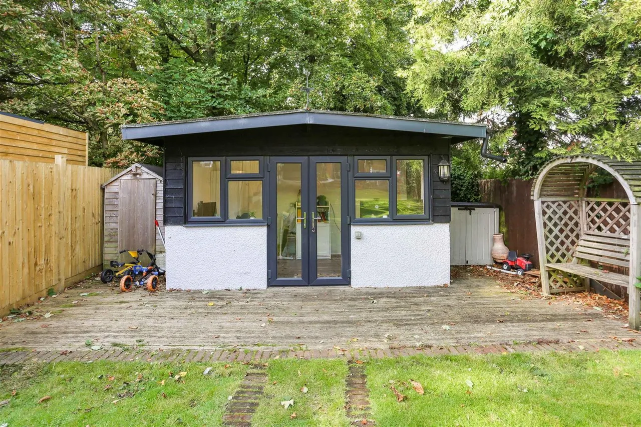 Cheam Road, Ewell Village, KT17, photo 5