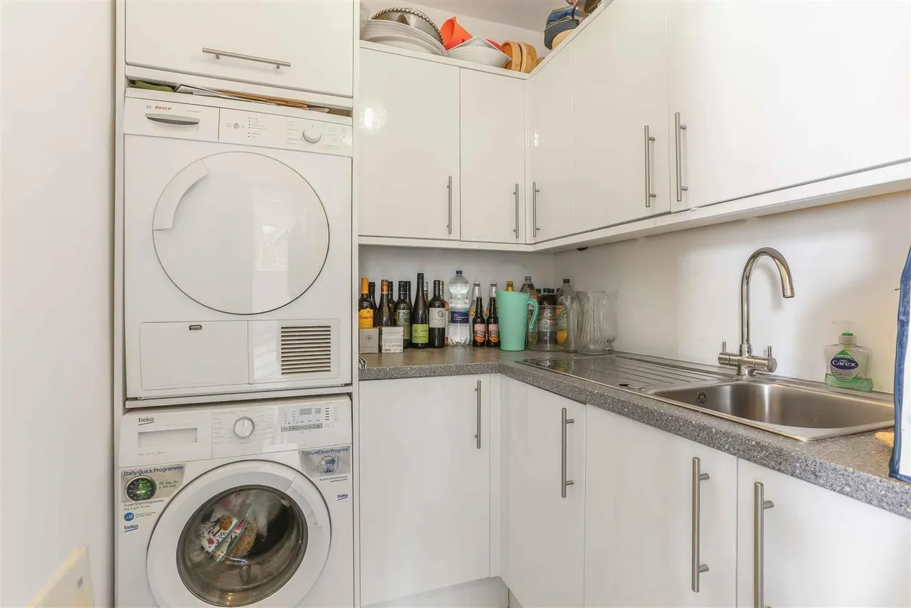 Cheam Road, Ewell Village, KT17, photo 24