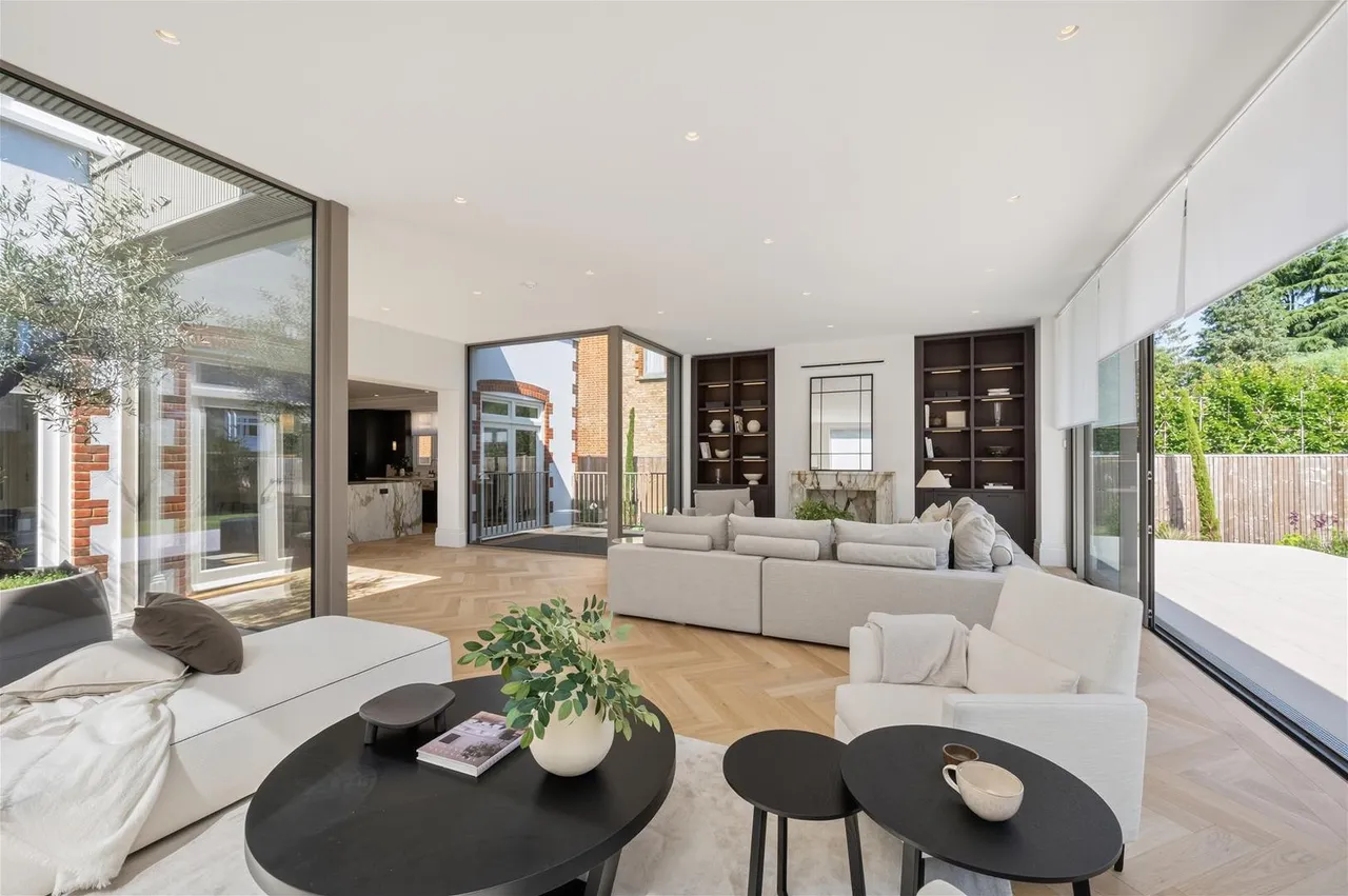 Ridgway Gardens, London SW19 4SZ, photo 11