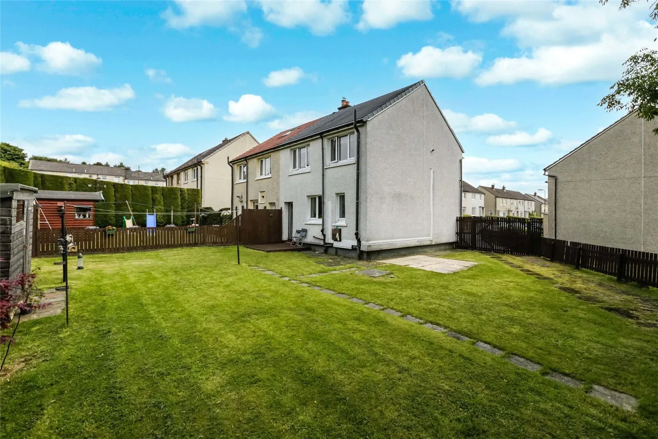 West Glen Avenue, Deans, Livingston, West Lothian, EH54, photo 18