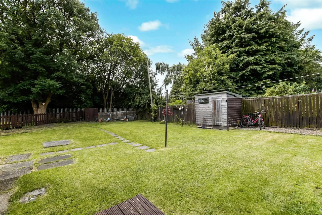 West Glen Avenue, Deans, Livingston, West Lothian, EH54, photo 17