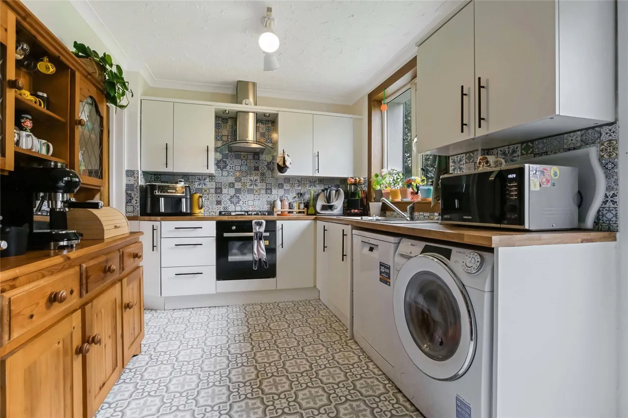West Glen Avenue, Deans, Livingston, West Lothian, EH54, photo 5