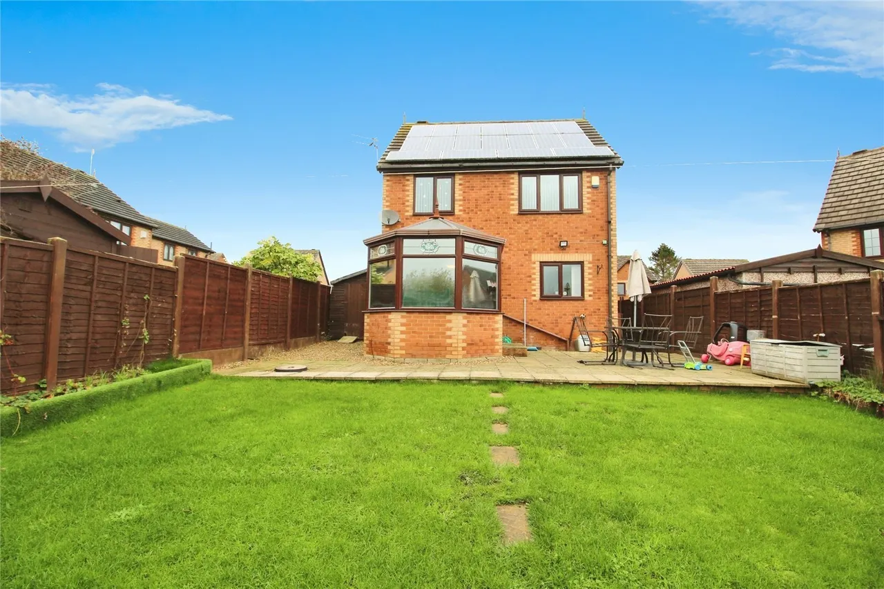 Raylands Lane, LEEDS, West Yorkshire, LS10, photo 3
