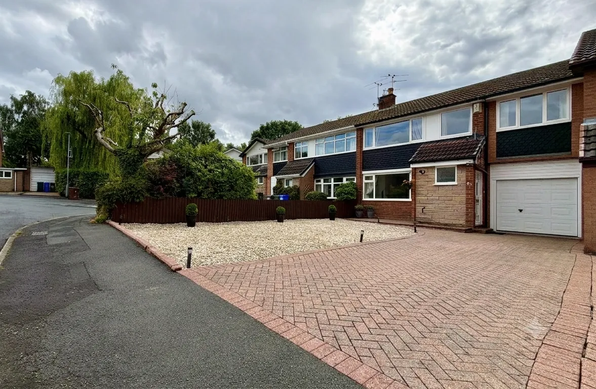 4 bed house for sale, St. Giles Drive, Hyde, SK14