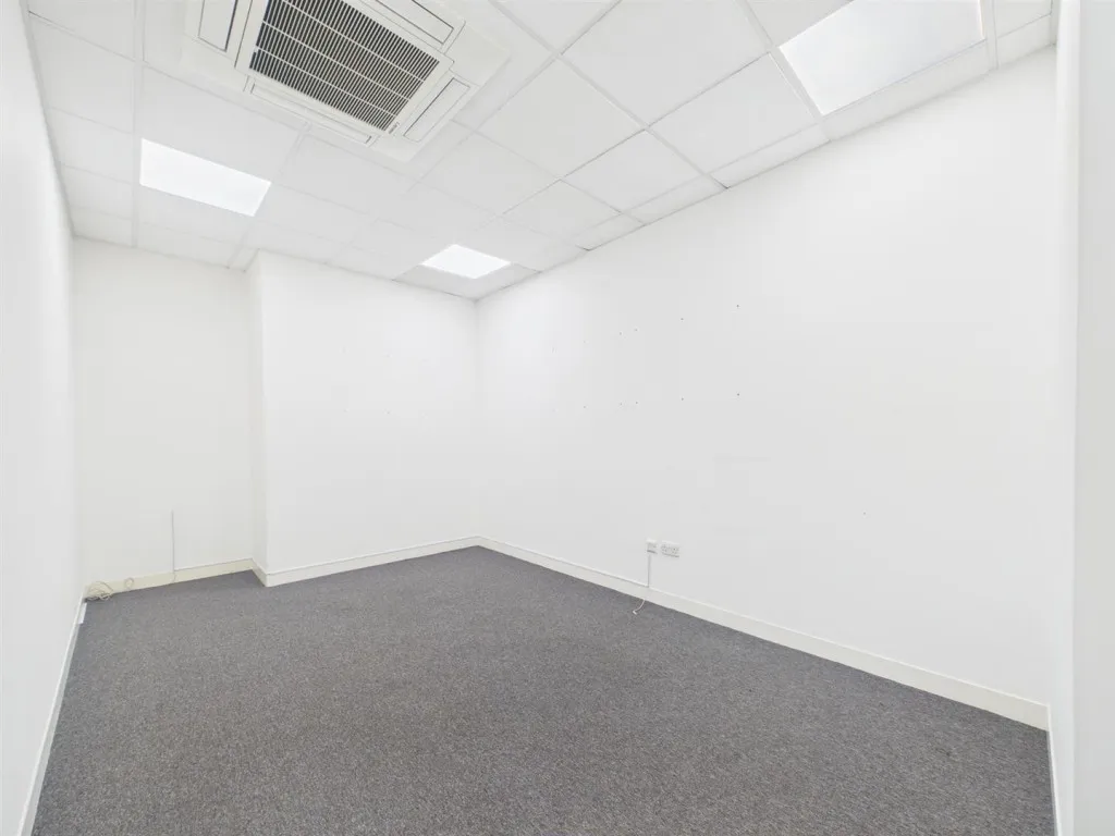 High St, Bristol, BS1 2AW, photo 6
