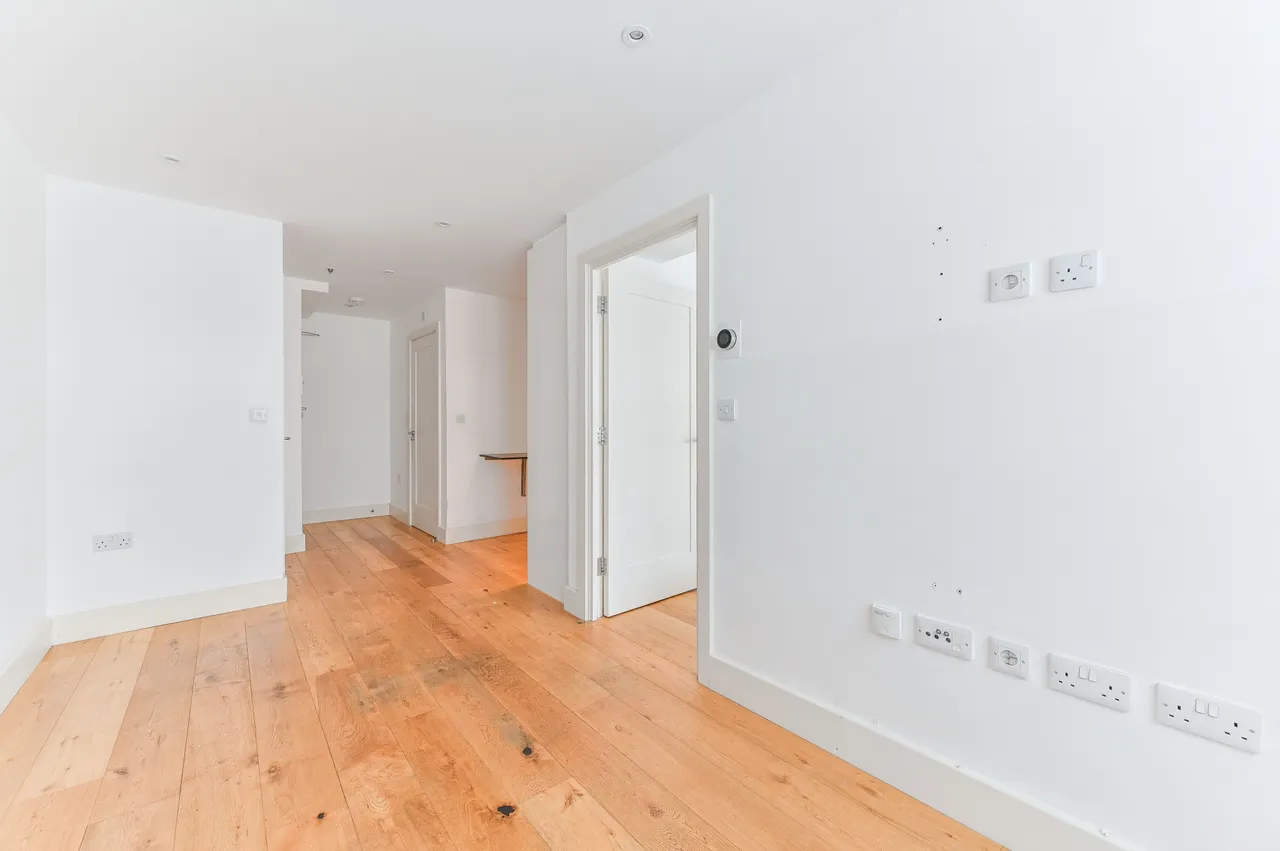Flat 54, Green Dragon House, 64-70 High Street, Croydon, photo 11