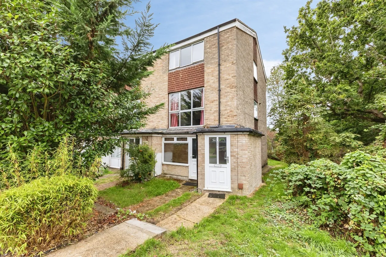 2 bed flat for sale — Hillbrow, Reading