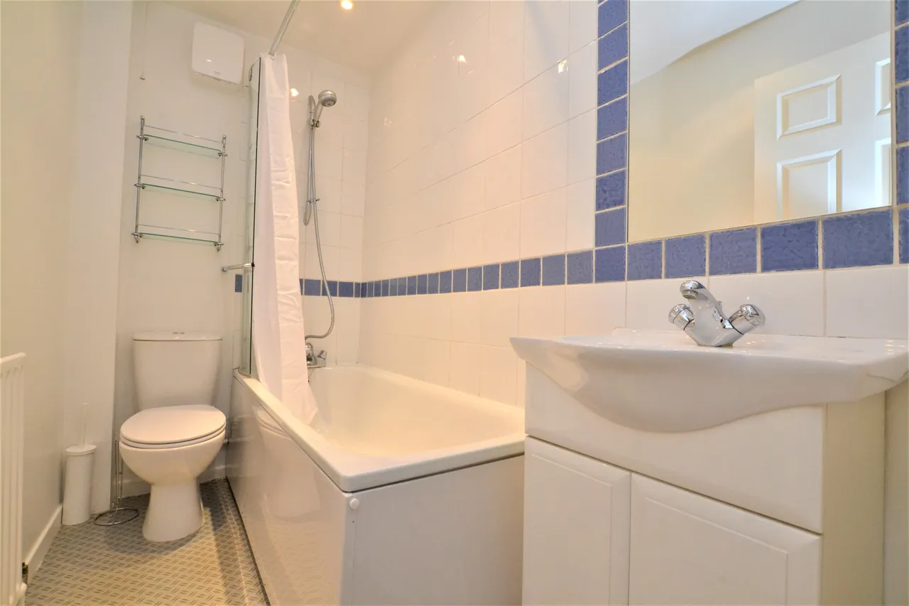 North Place, Teddington, TW11, photo 7