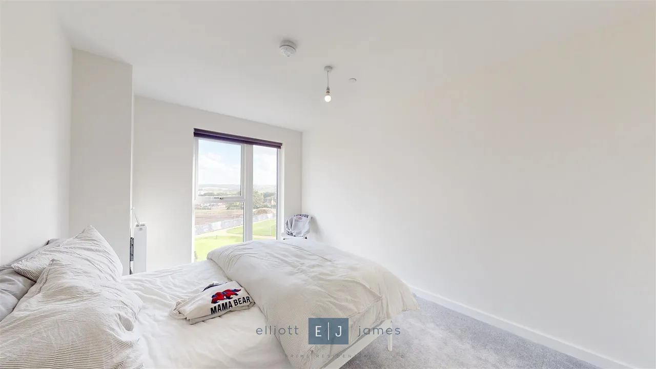 Epping Gate, Borders Lane, Loughton, photo 6