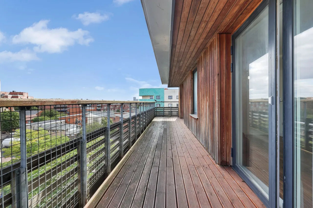 Hillside, London, NW10, photo 12