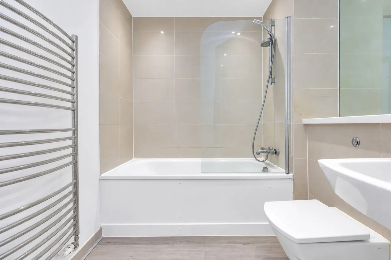 Hillside, London, NW10, photo 6