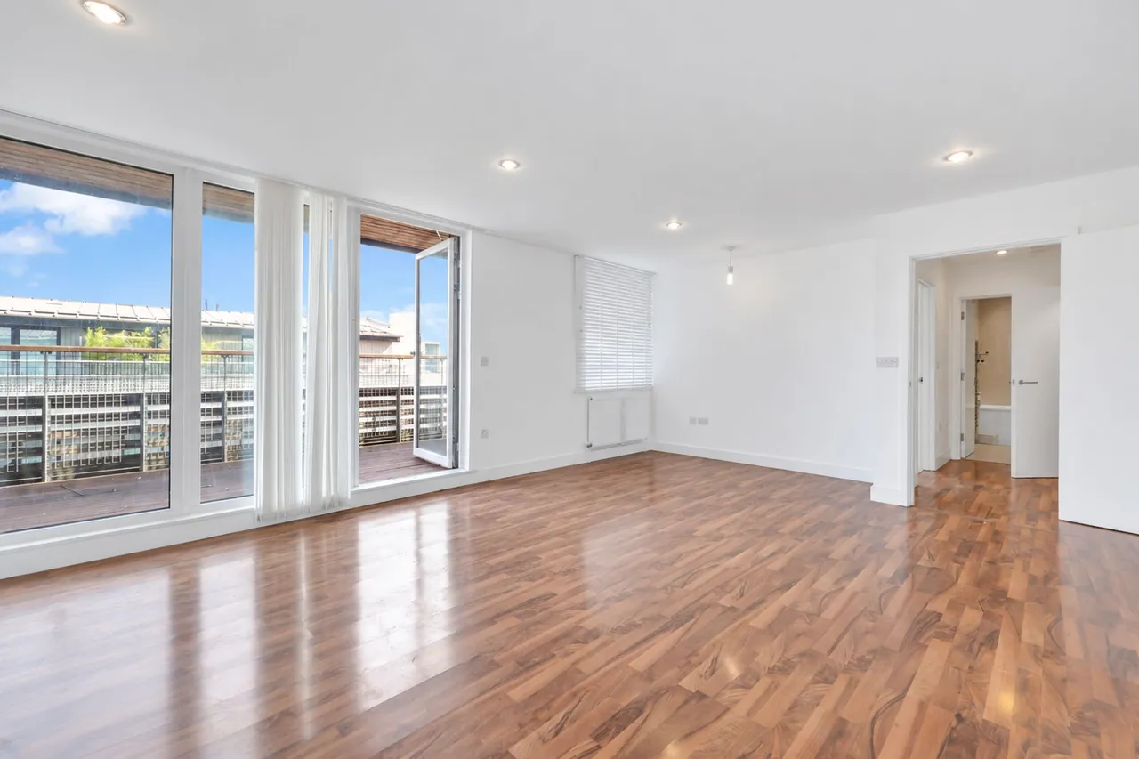 1 bed flat to rent, Hillside, London, NW10