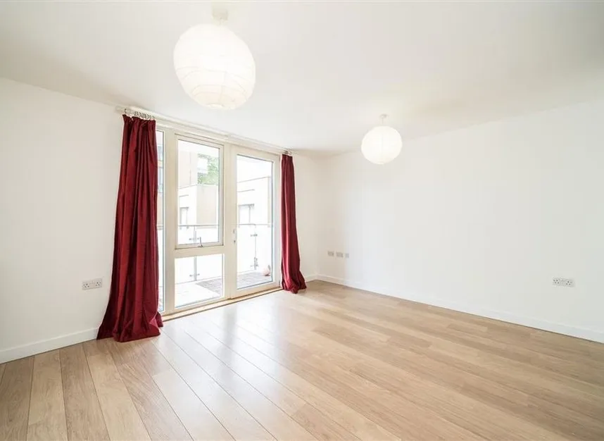 Robsart Street, Stockwell, SW9, photo 2
