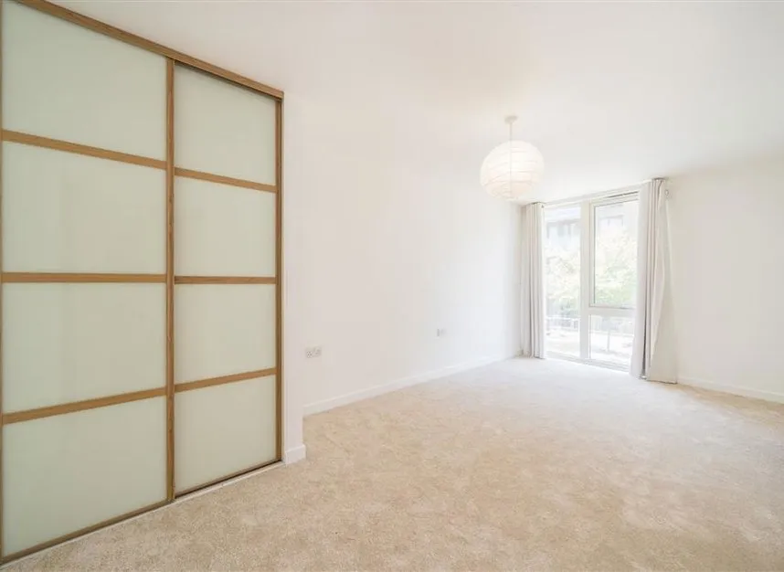 Robsart Street, Stockwell, SW9, photo 4