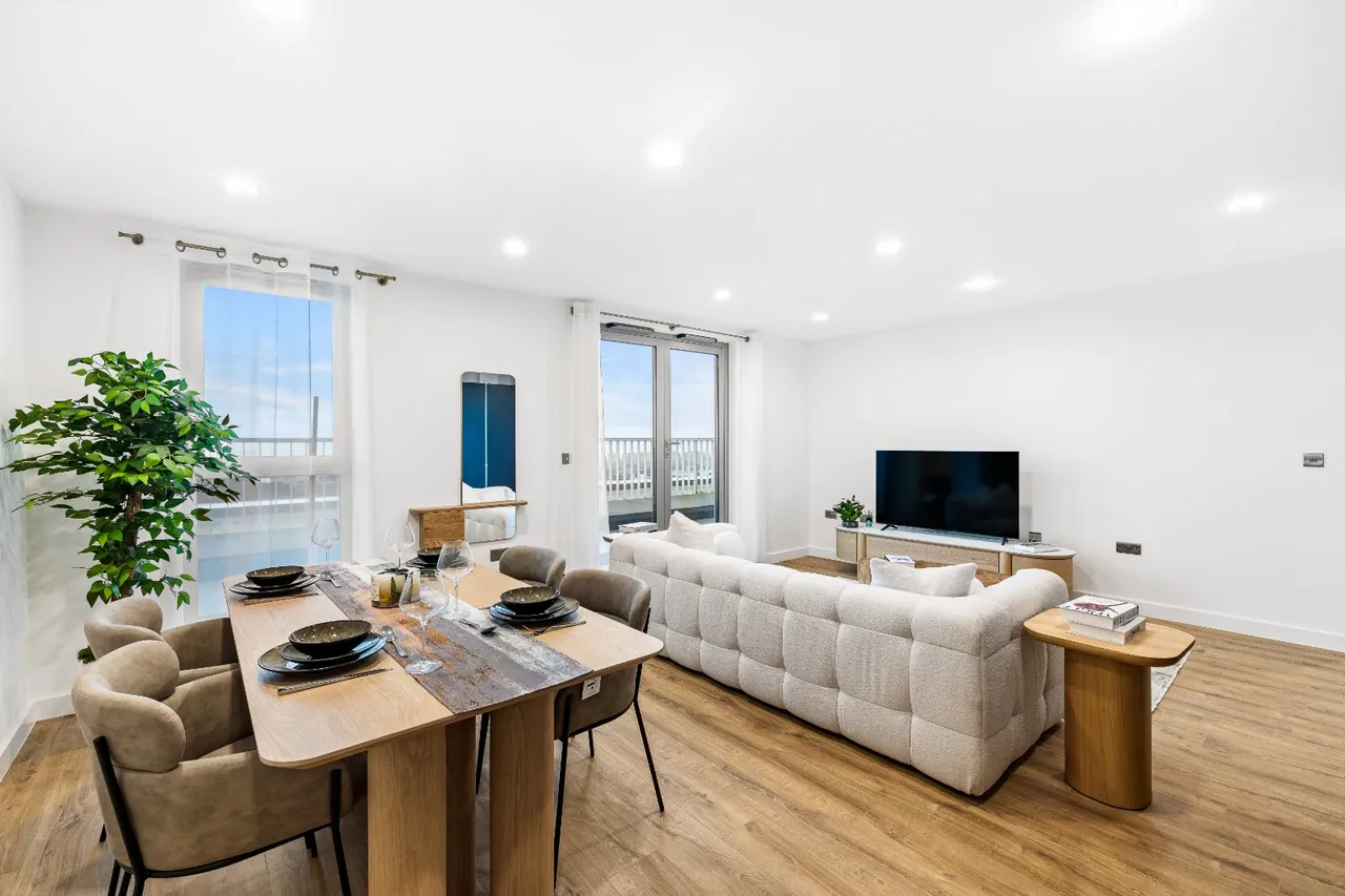 2 bed flat for sale, Davigdor Road, Hove, BN3