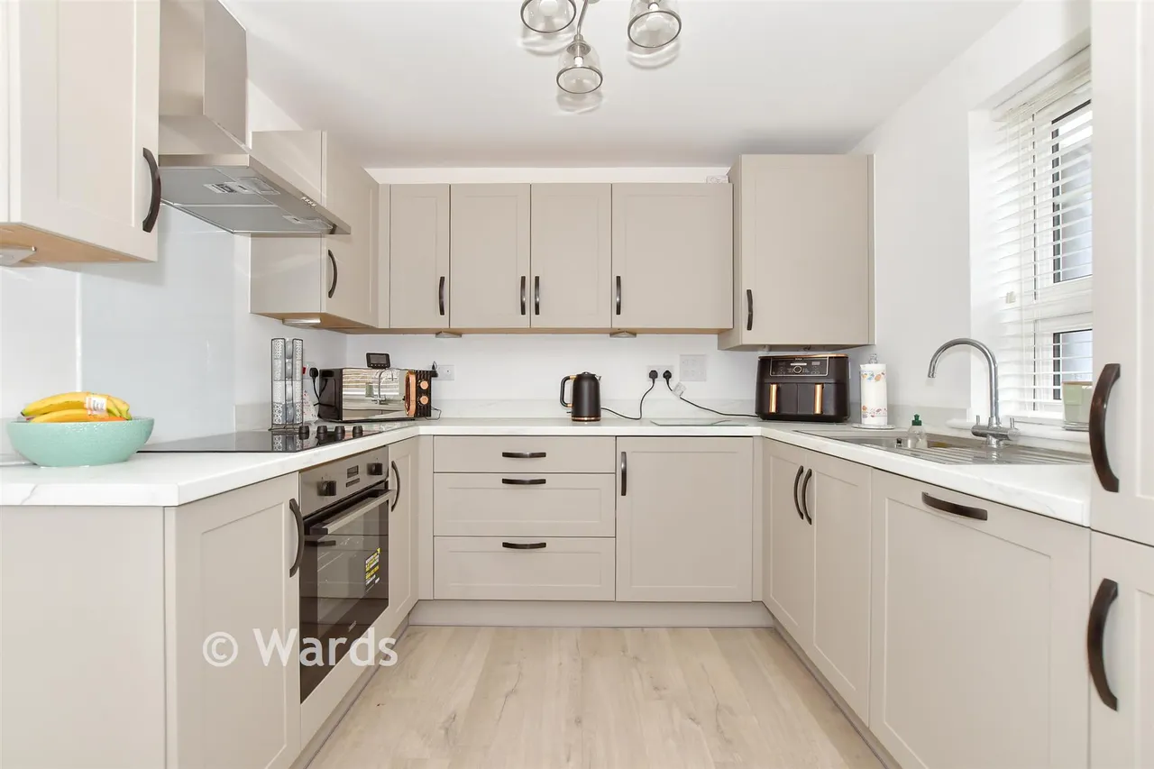 Whitfield, Whifield, CT16, photo 3