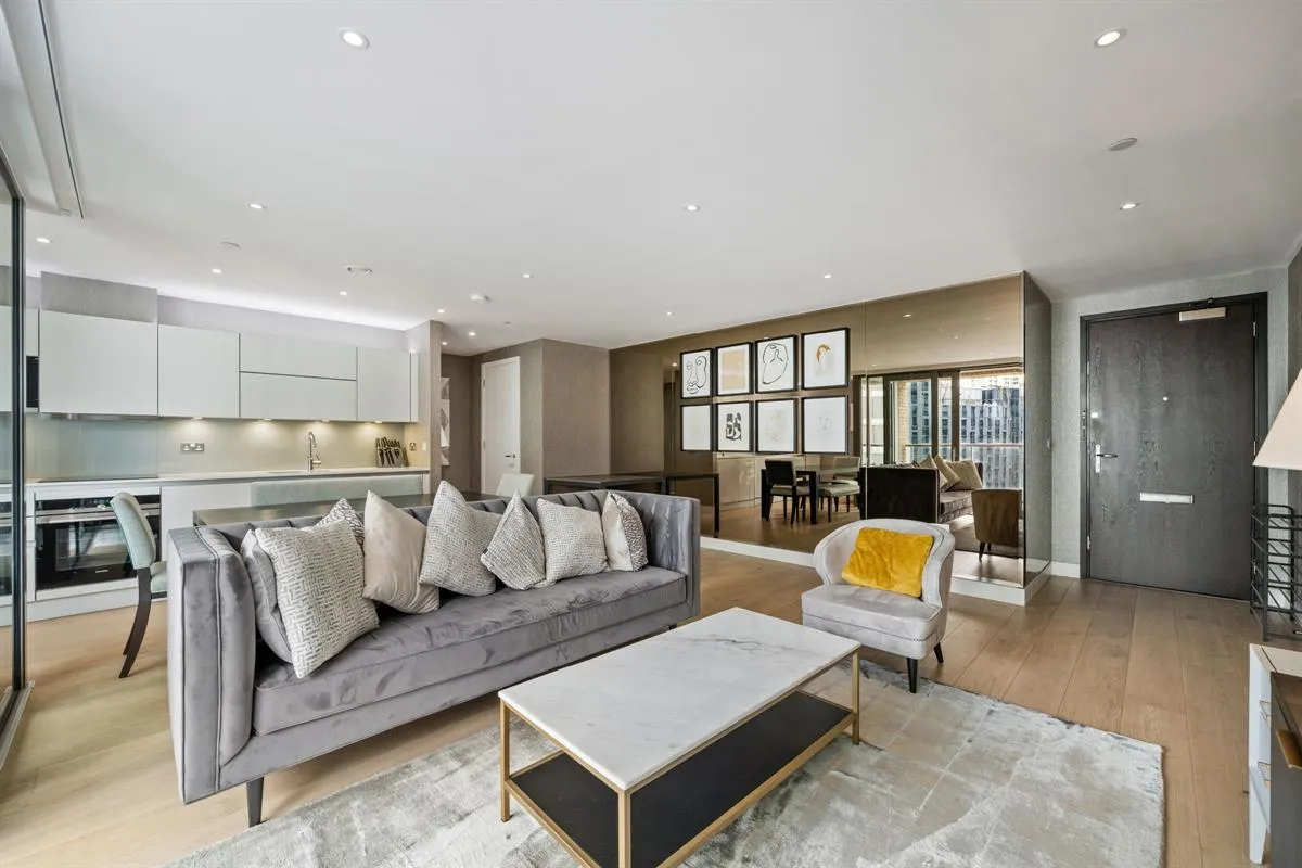 3 bed flat for sale — Flat , Heritage Tower, East Ferry Road, London