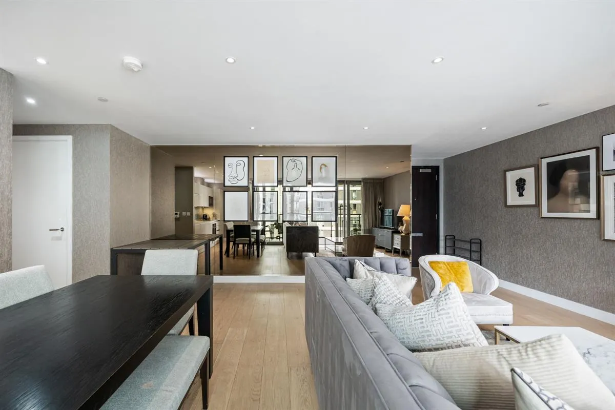 Flat , Heritage Tower, East Ferry Road, London, photo 11
